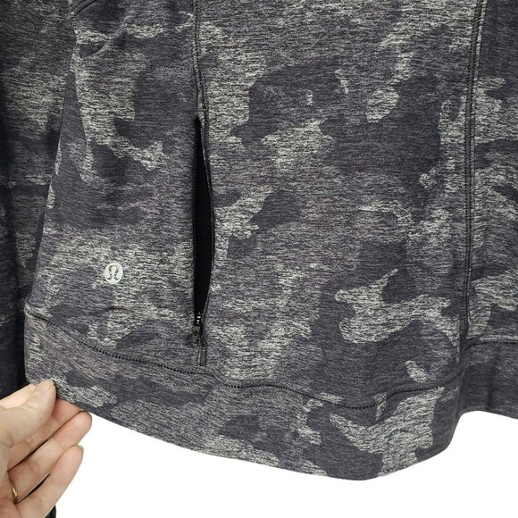 Lululemon Outrun the Elements 1/2 Zip Gray Camo Pullover Rulu Fabric Workout Top - Picture 8 of 12